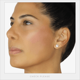 Creates a dewy look on the skin to enhance various aspects of the eyes, cheeks, and face.
THIS PRODUCT IS Cruelty-Free, Hypoallergenic, Non-Comedogenic, Halal Certified, and EU Compliant. Free of Parabens and Fragrances.