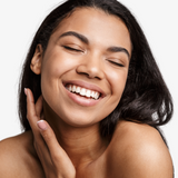 A continuous, air-powered spray delivers an even and controlled application. The micro-fine mist sets liquid or powder makeup with a radiant, long-wearing finish. THIS PRODUCT IS Cruelty-Free, Hypoallergenic, Non-Comedogenic, Halal Certified, and EU Compliant. Free of Parabens and Fragrances.